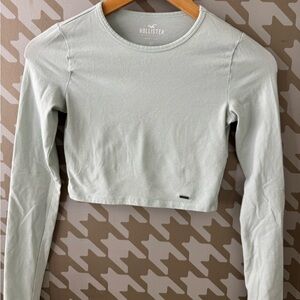 Hollister Must Have Collection Baby Tee